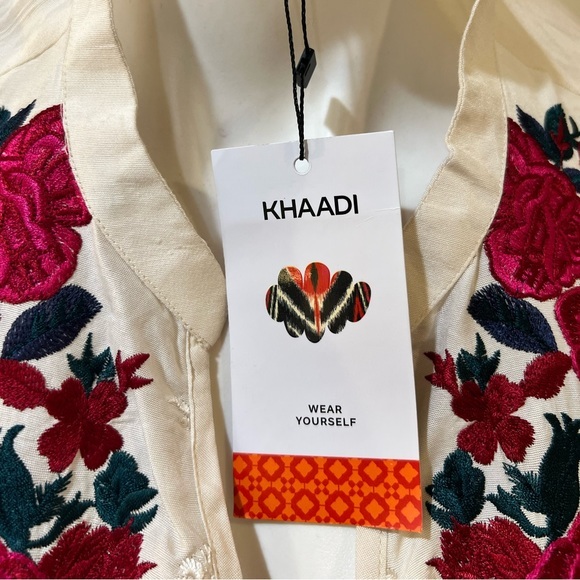 Embroidery shirt by khaadi - Picture 5 of 7